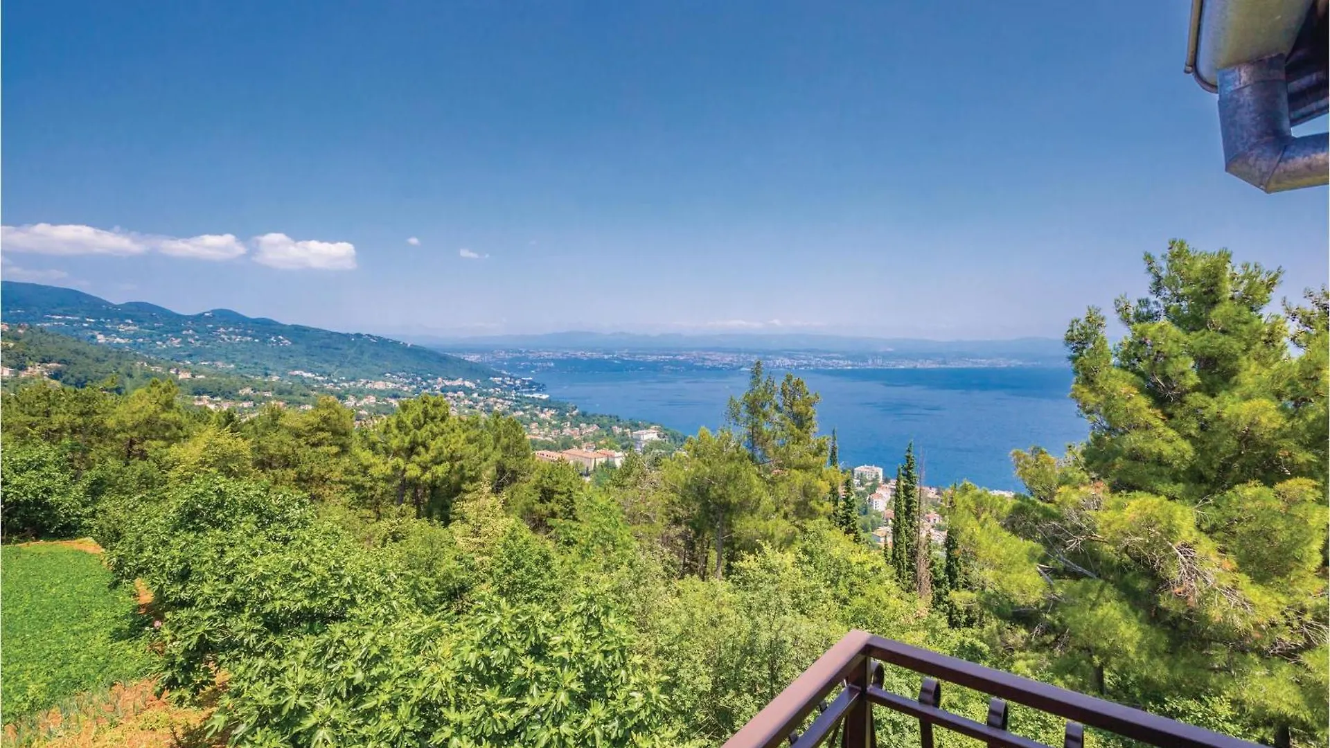 Lovely Home In Lovran With Wifi Holiday home